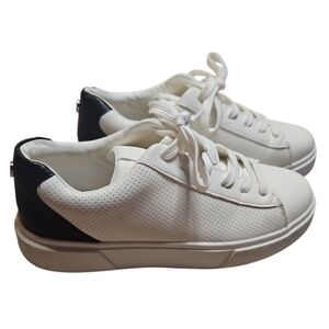 Steve Madden - White and Black Sneakers - 9